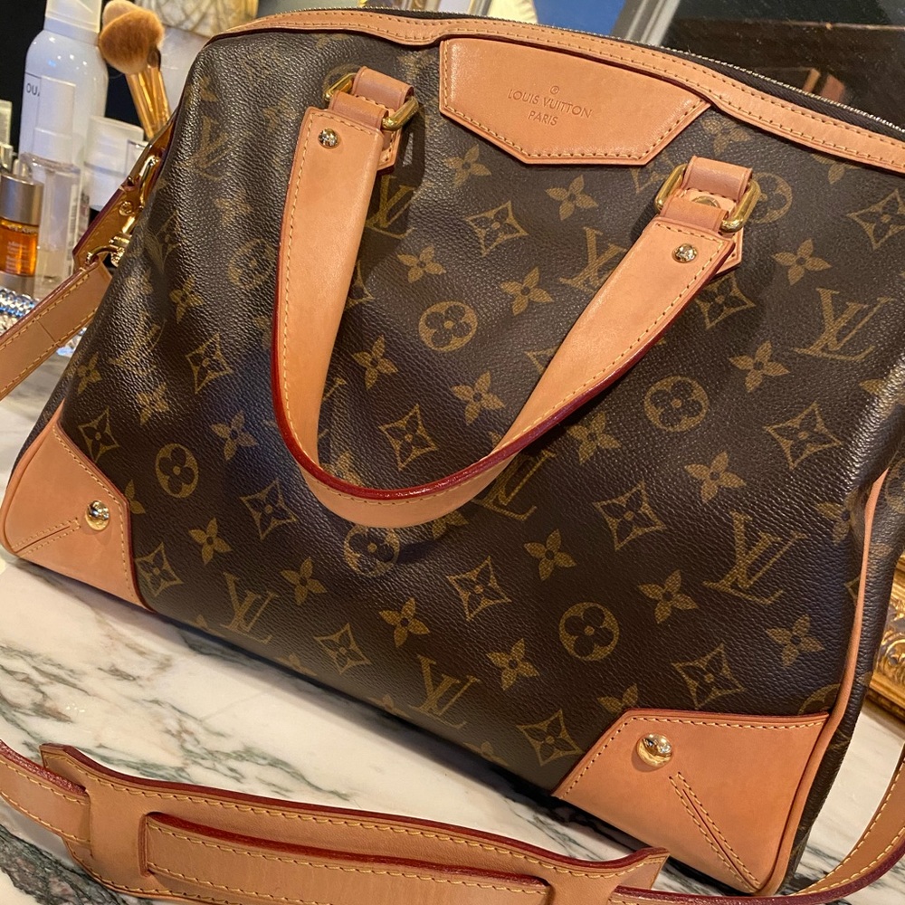 AUTHENTIC Louis Vuitton Monogram Tote